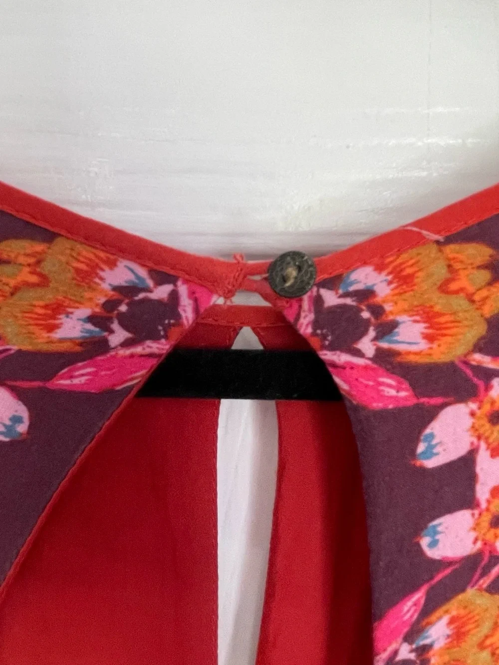 Ecote Red Floral Paneled Long Sleeve Dress - Picture 5 of 5